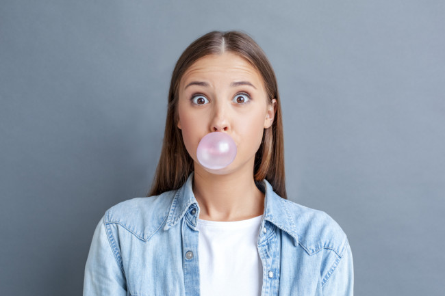 Does Chewing Gum Help Jawline? Kind of — Here's Why